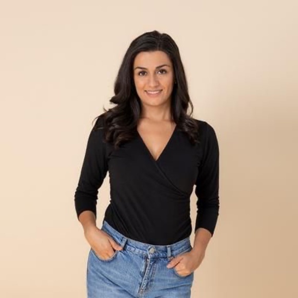 Encircled Tops - Encircled Black Reversible Breakaway wrap top 3/4 Sleeve - Size Medium